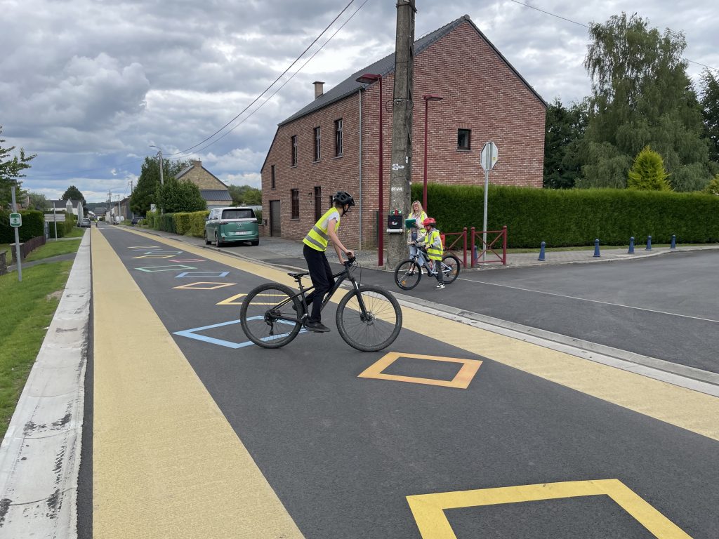 Photo du passage de brevet du cycliste à Haillot le jeudi 11 juin 2026